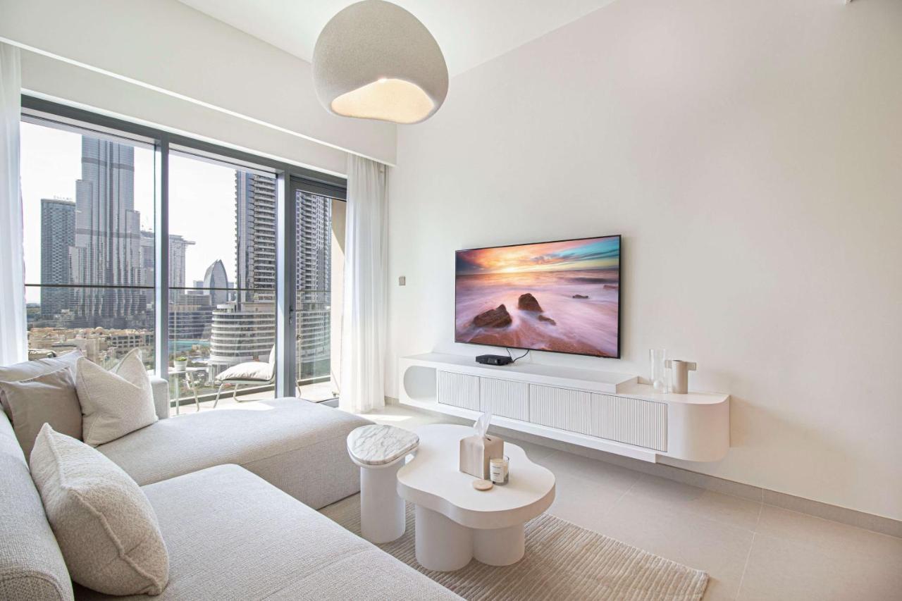 Apartment Havenue At Burj Royale - Full Burj Khalifa View - 2 Bed - Pool - Gym