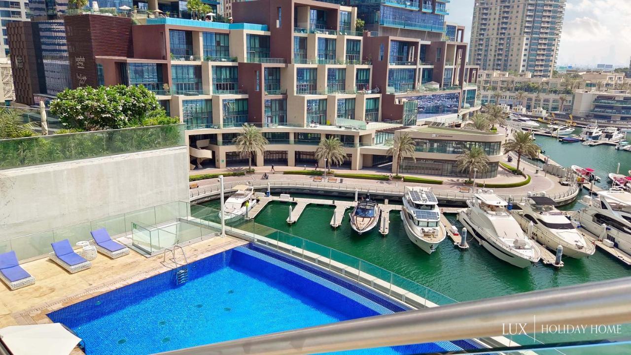 Lux The Cayan Superior In The Marina Dubai