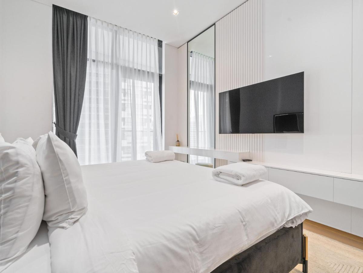 Elegant Amidst Vibrant Area With Balcony *