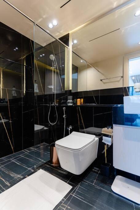 New Unit L Pool View L Easy Exit Apartment Dubai