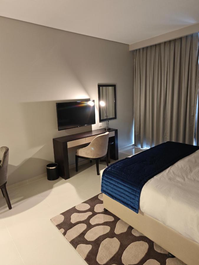 Diamond Studio * Dubai