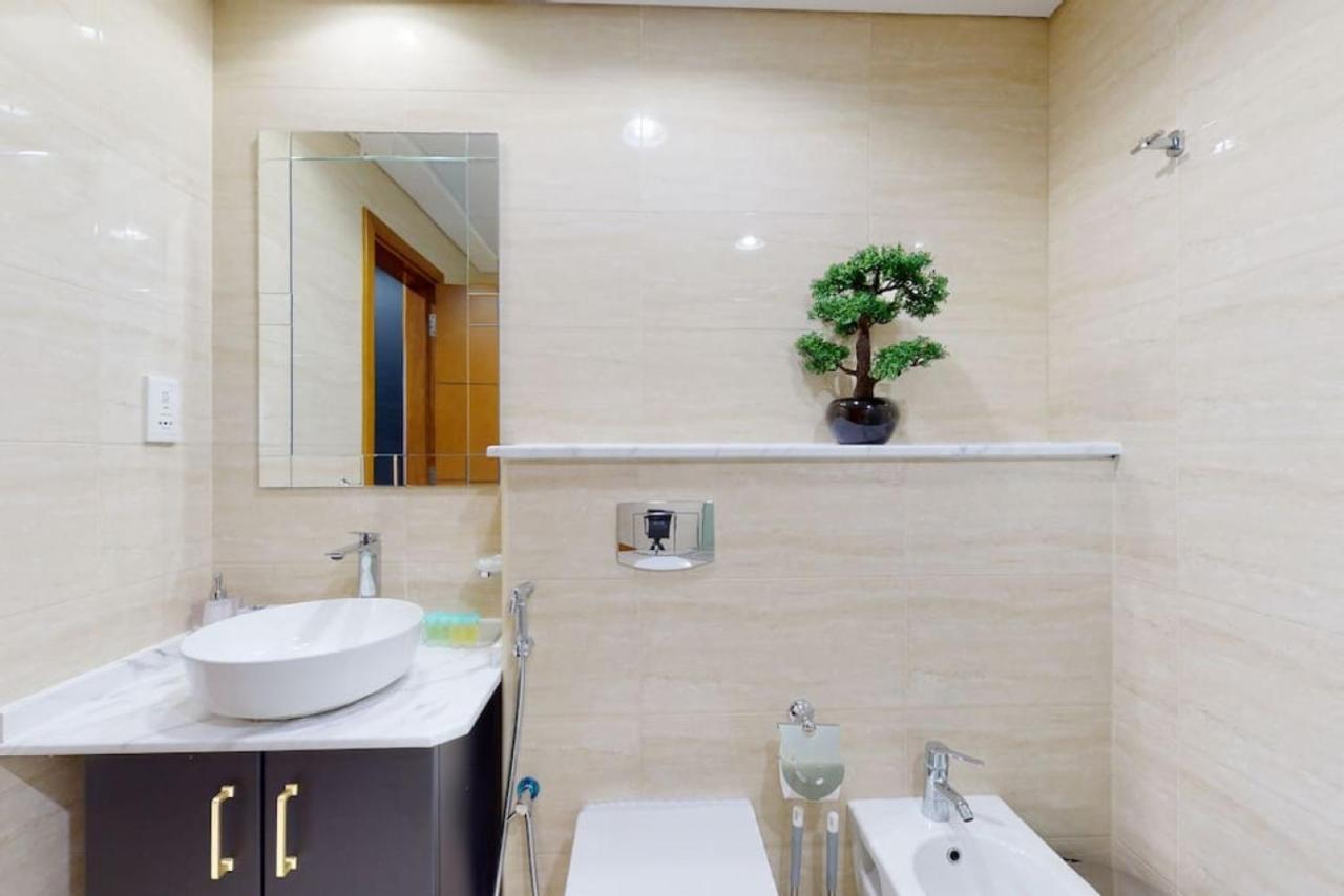 Ocean Heights - Gorgeous One Bedroom