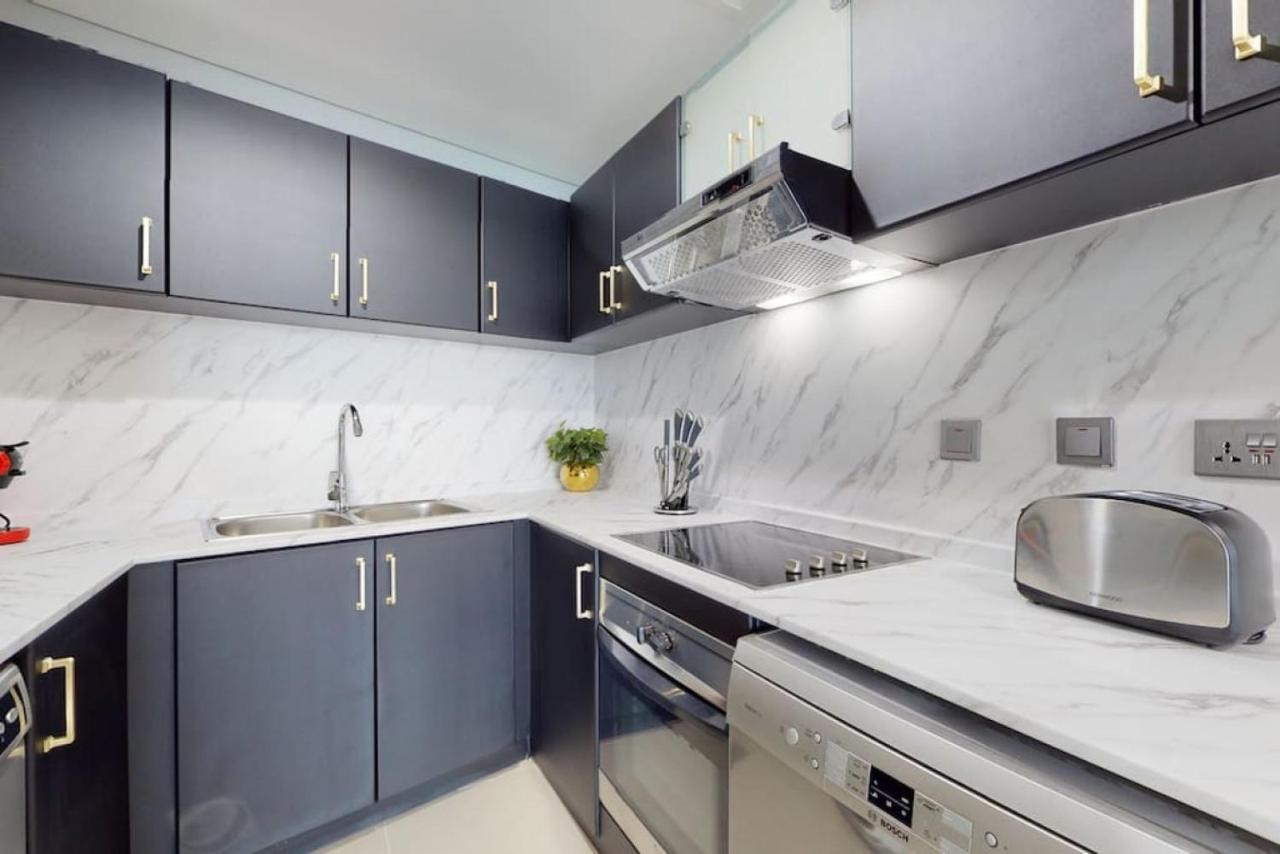 Ocean Heights - Gorgeous One Bedroom Apartment Dubai