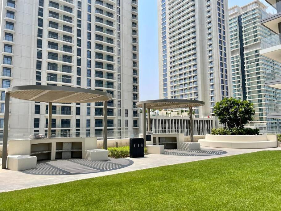 Dar Vacation-luxurious 1br In Isle, Emaar Front Apartment *