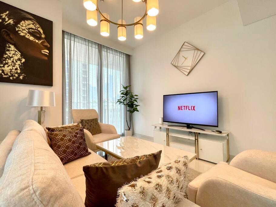 Apartment Dar Vacation-luxurious 1br In Isle, Emaar Front *