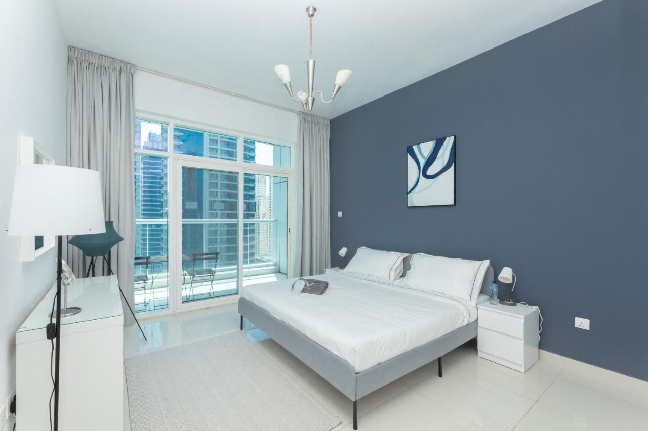 Apartment Waterfront With Stunning View! *
