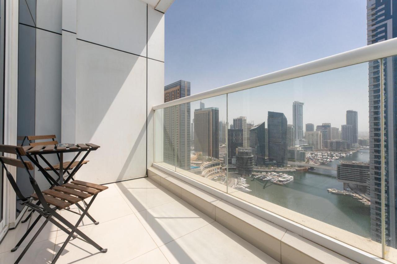 Waterfront With Stunning View! *