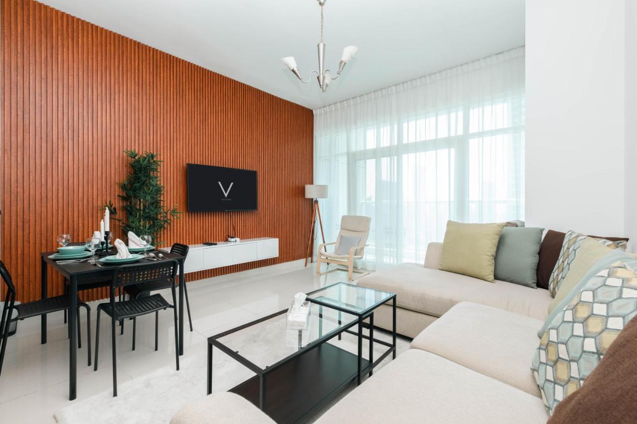 Waterfront With Stunning View! Apartment Dubai