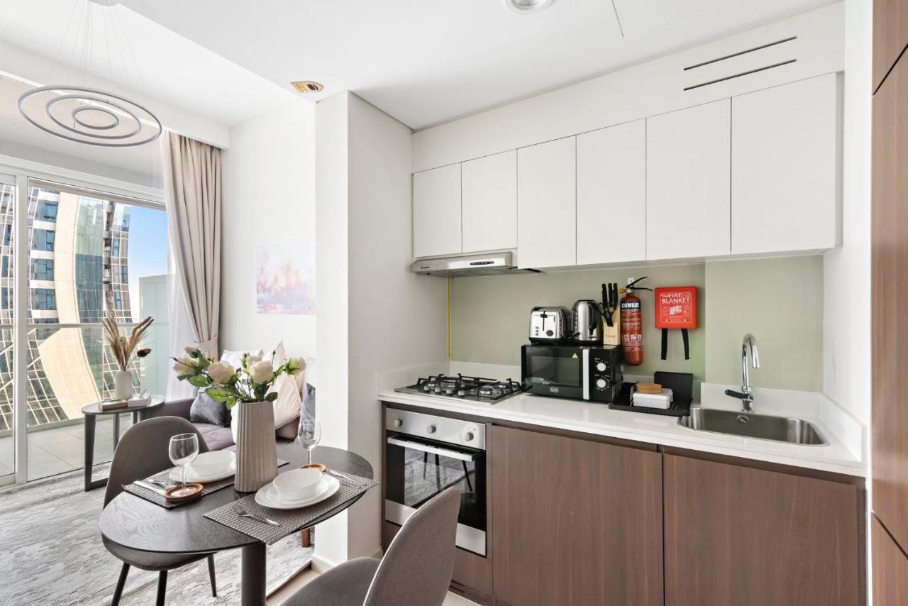 Stonetree - Vera Residences 1 Bedroom - Amazing View Apartment Dubai