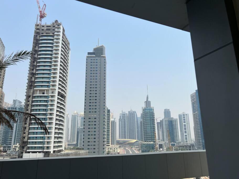 Studio In Sky View Tower Marina * Dubai