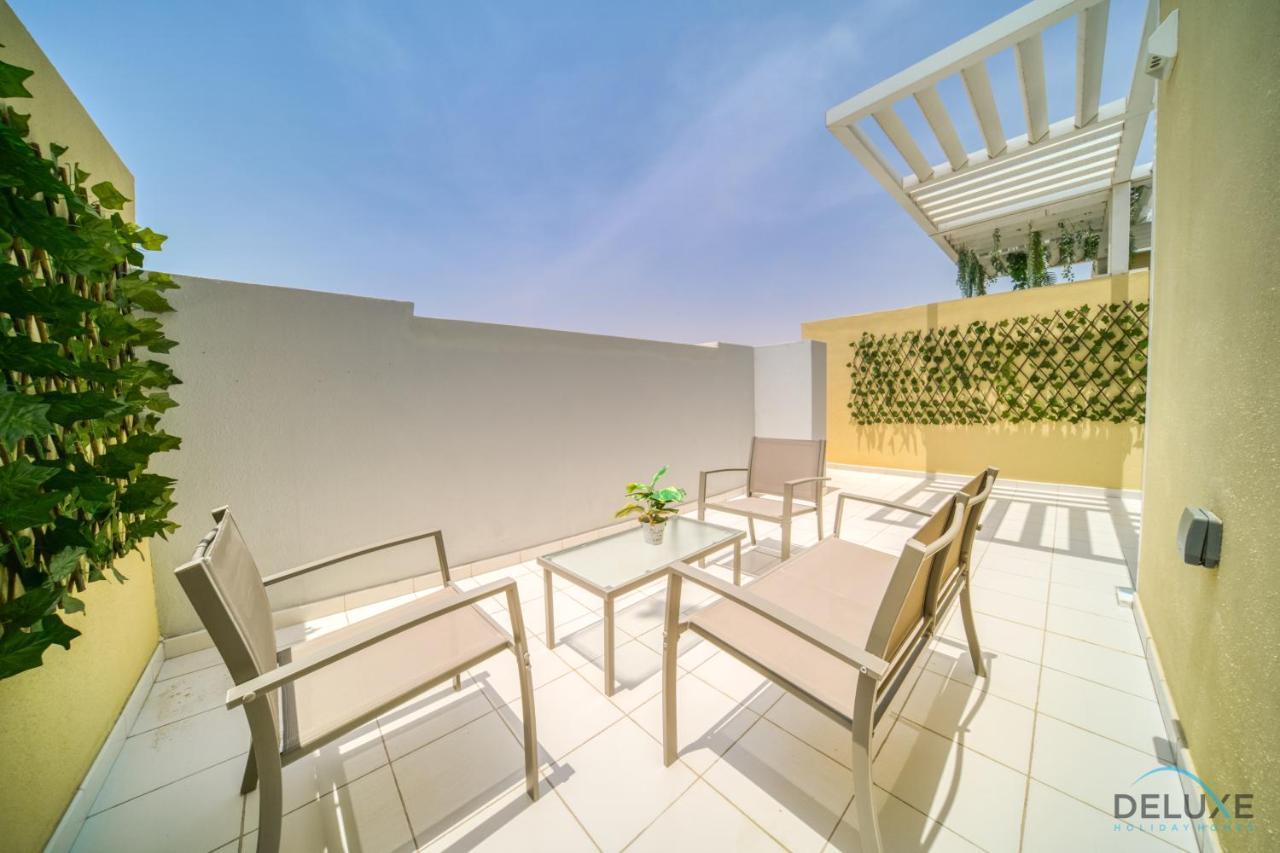 Magnificent 3br Townhouse At Damac Hills 2, Dubailand By Deluxe Homes Apartment