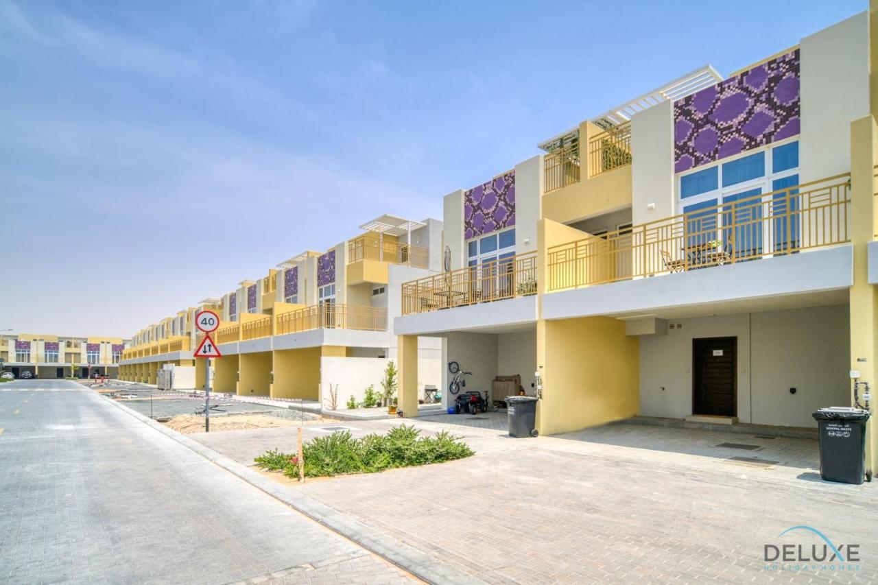 Magnificent 3br Townhouse At Damac Hills 2, Dubailand By Deluxe Homes Apartment