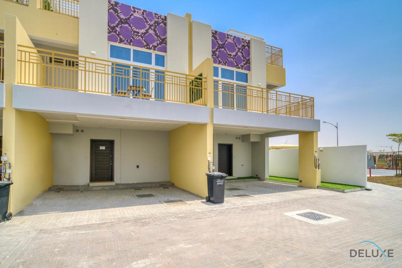 Apartment Magnificent 3br Townhouse At Damac Hills 2, Dubailand By Deluxe Homes *
