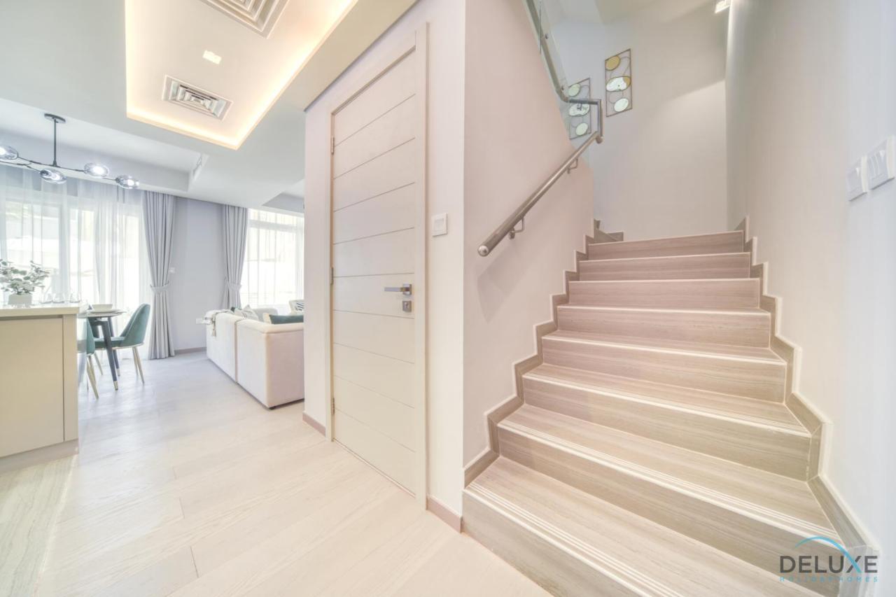 Apartment Magnificent 3br Townhouse At Damac Hills 2, Dubailand By Deluxe Homes *