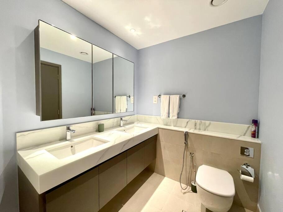 Dar Vacation - Panoramic Bay View 2bdr Apartment, Creek Apartment Dubai