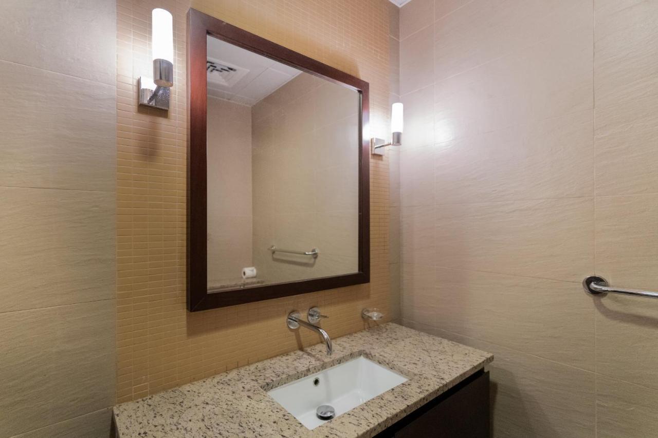 Apartment Full Sea View - 2br W Maid's In Tiara Residence, Palm Jumeirah - Allsopp & Allsopp