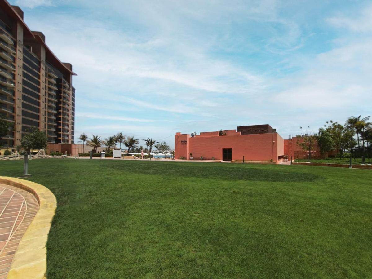 Apartment Full Sea View - 2br W Maid's In Tiara Residence, Palm Jumeirah - Allsopp & Allsopp Dubai