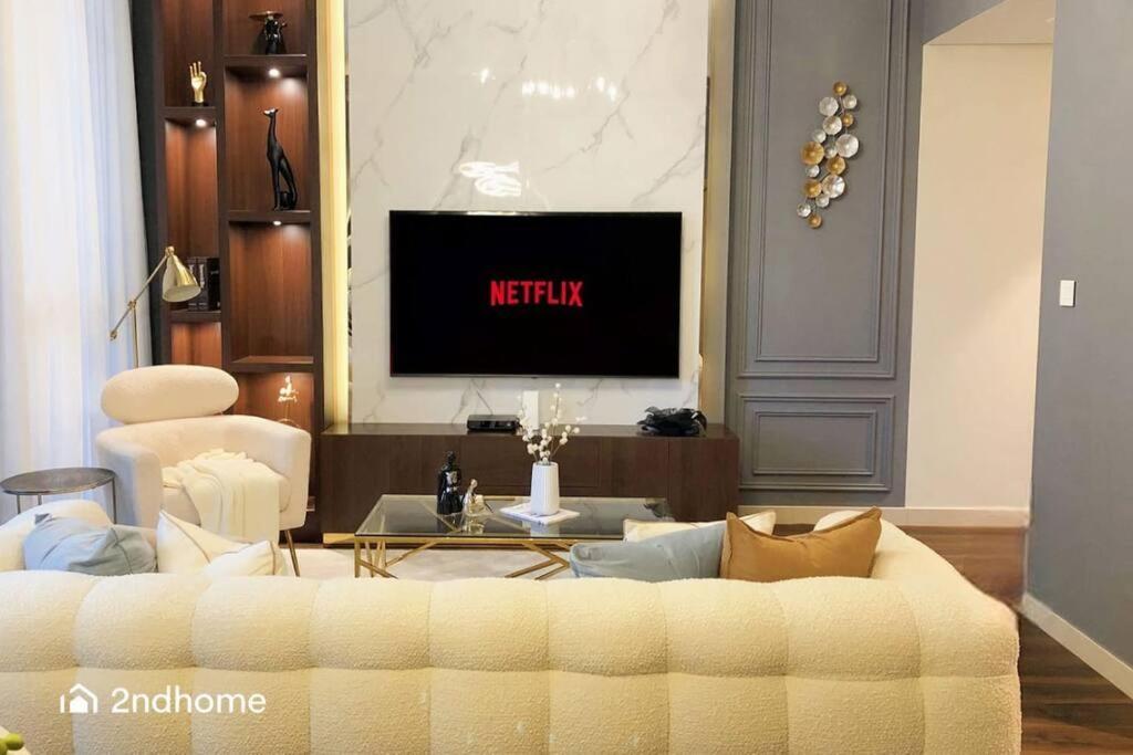 Apartment Luxurious 1 Bed With Direct Access To Mall *