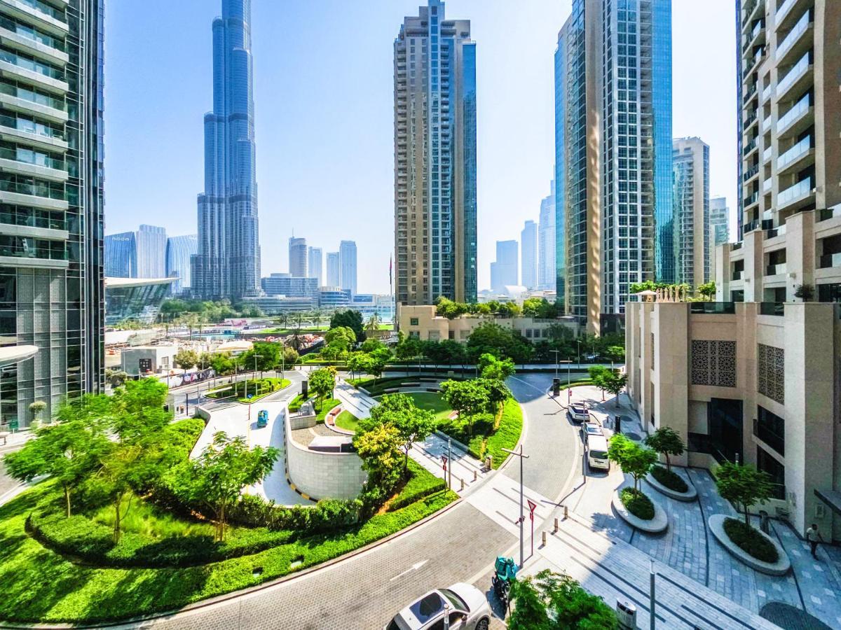 Bright New Near Burj Khalifa Dubai