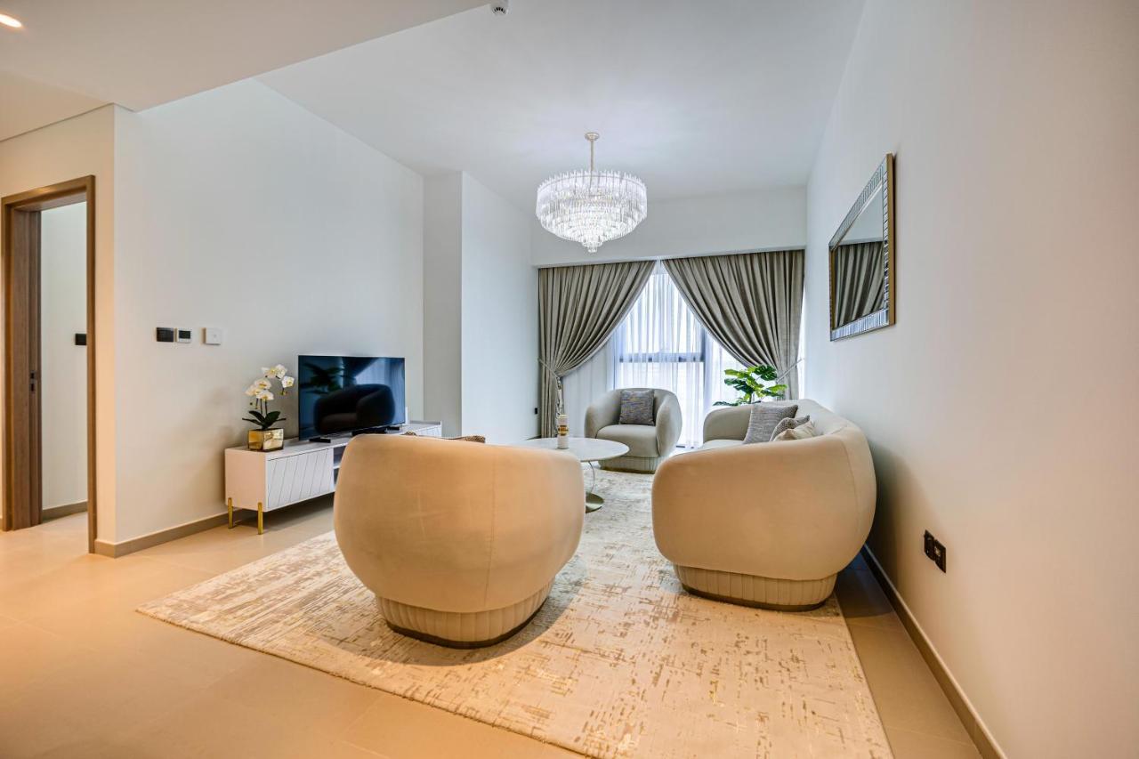 Apartment Bright New Near Burj Khalifa Dubai