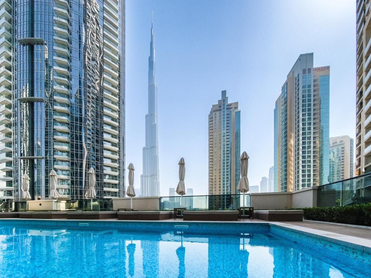 Bright New Near Burj Khalifa Apartment Dubai