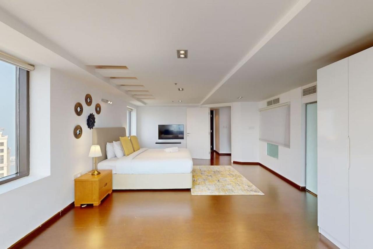 Bahar 1 - Opulent Three Bedroom * Dubai