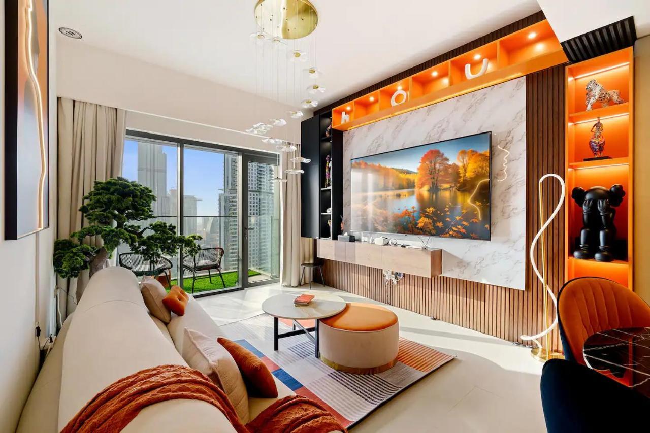 Panoramic Burj Khalifa & Fountain View Apartment Dubai