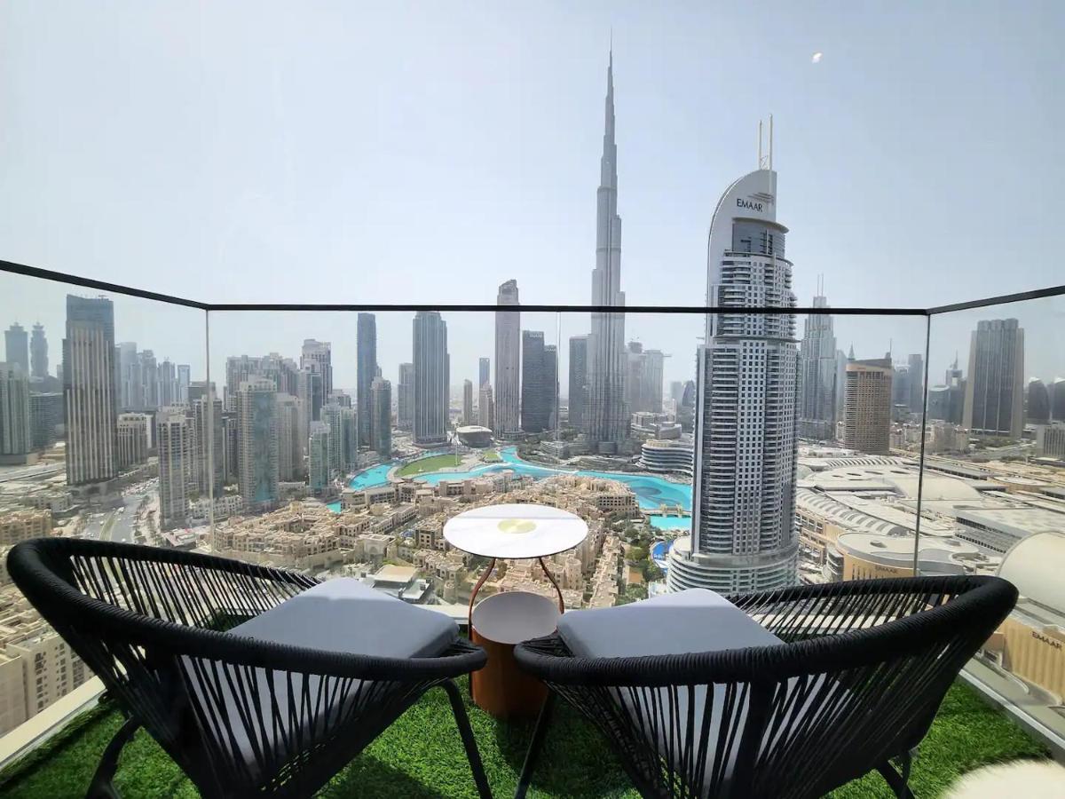 Panoramic Burj Khalifa & Fountain View Apartment Dubai