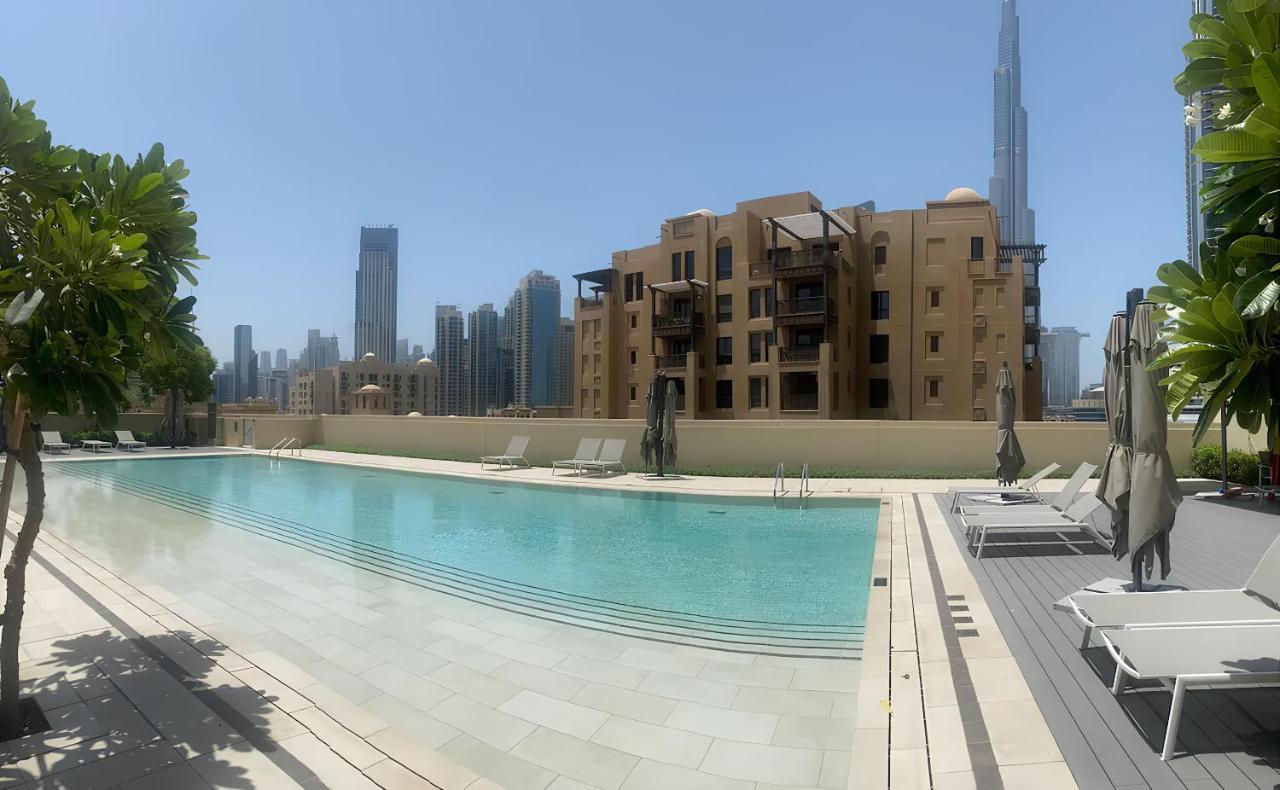 Panoramic Burj Khalifa & Fountain View * Dubai