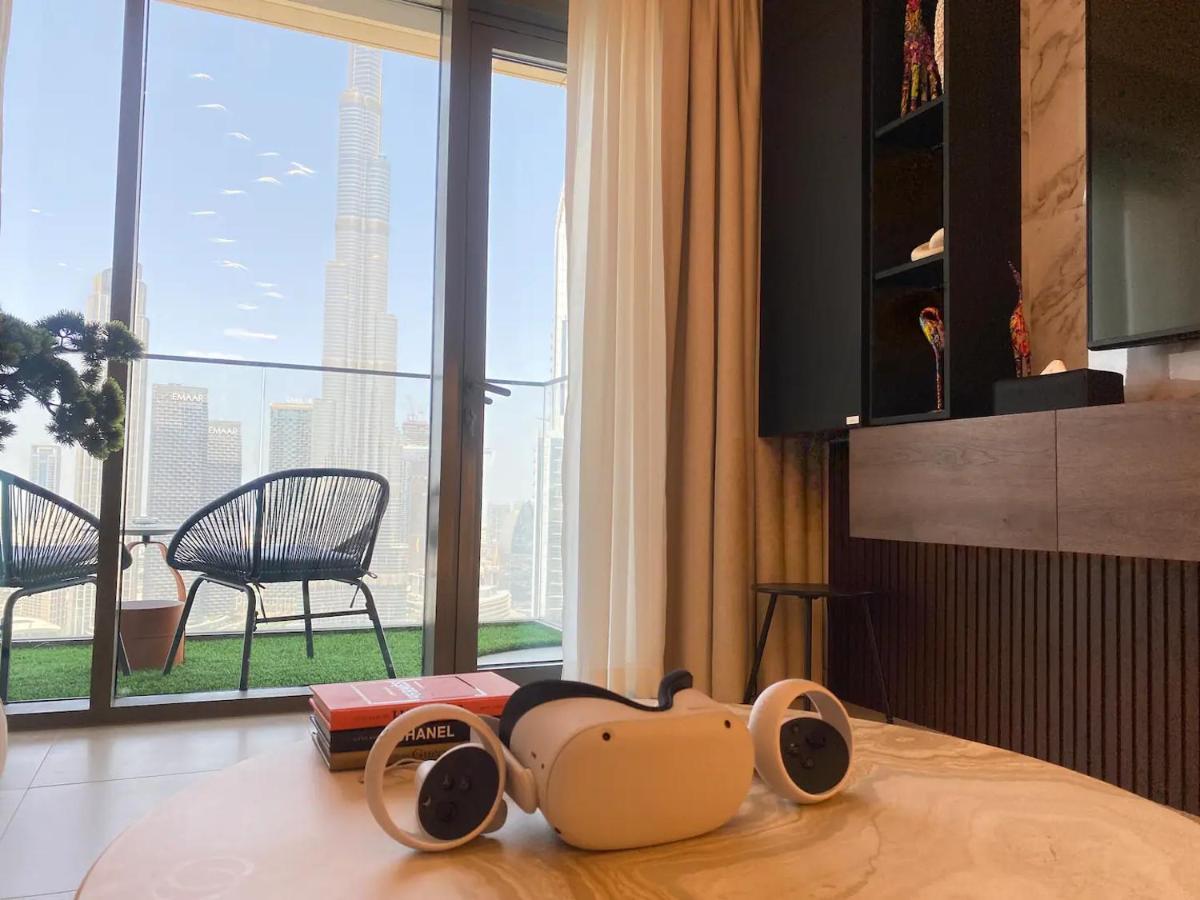 Panoramic Burj Khalifa & Fountain View Apartment Dubai