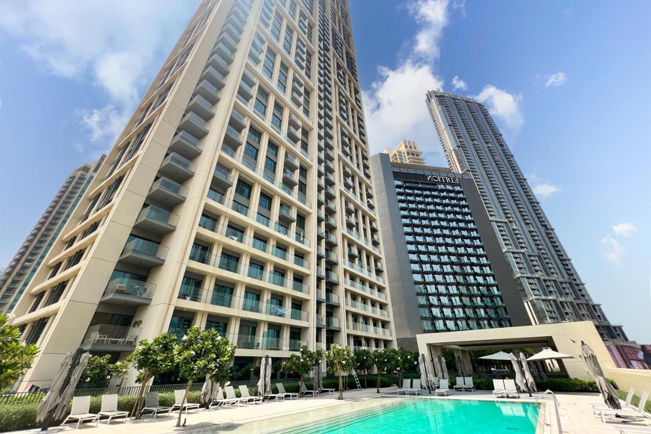 Panoramic Burj Khalifa & Fountain View