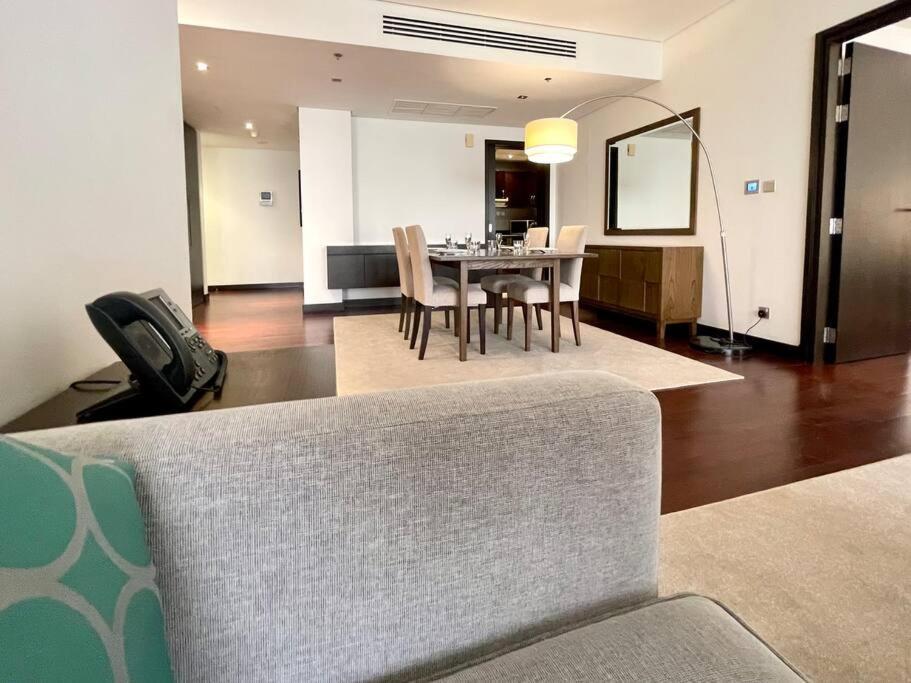 Apartment Dar Vacation - Spacious Seaview 2br Dubai