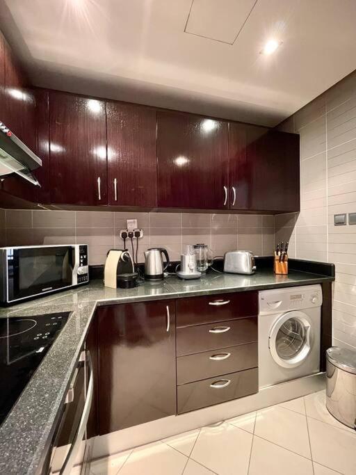 Dar Vacation - Spacious Seaview 2br Dubai