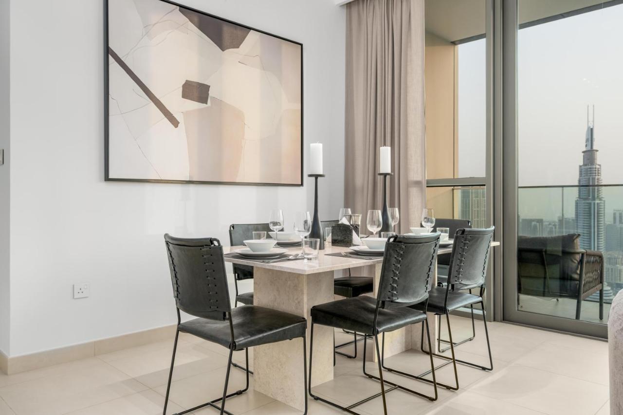 Ultimate Full Burj Khalifa & Downtown Views Designer Luxury High Floor Connected To Mall For 4 People * Dubai