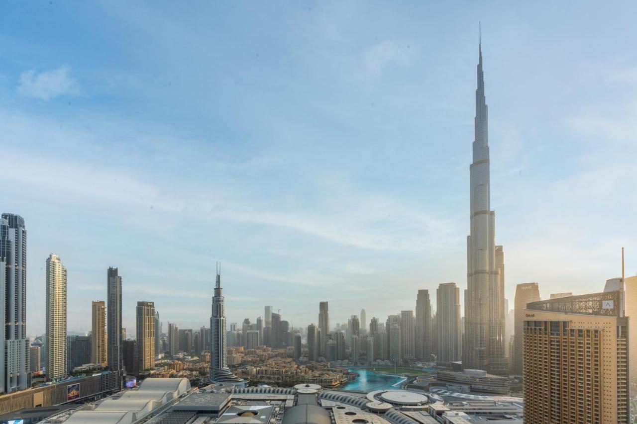 Ultimate Full Burj Khalifa & Downtown Views Designer Luxury High Floor Connected To Mall For 4 People Apartment *