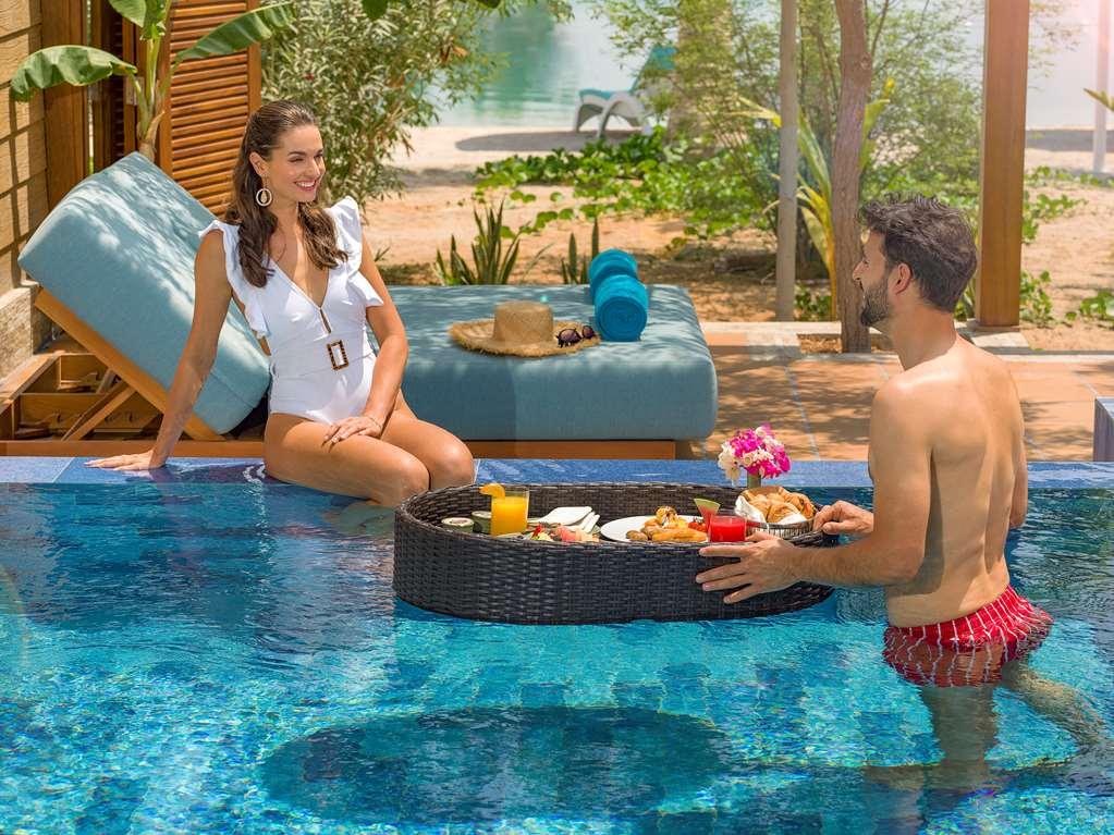 Anantara World Islands * Dubai