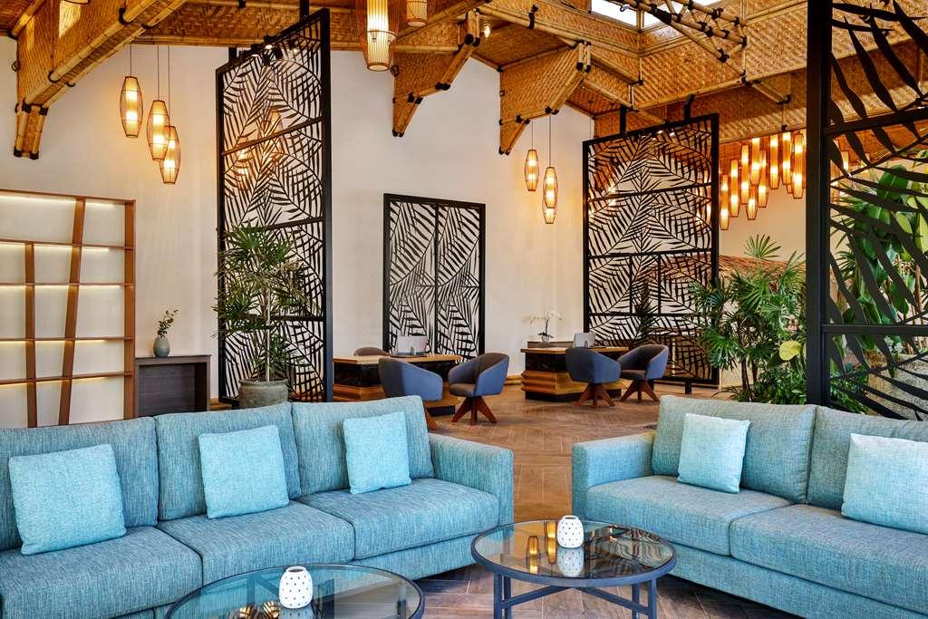 Anantara World Islands * Dubai