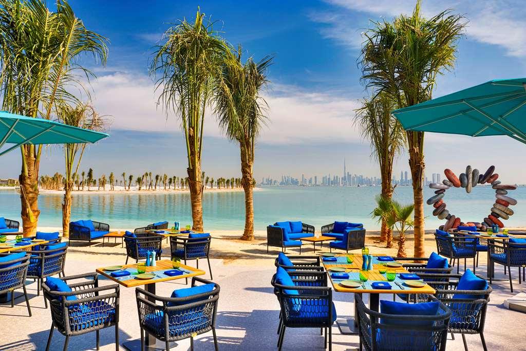 Anantara World Islands Hotel *