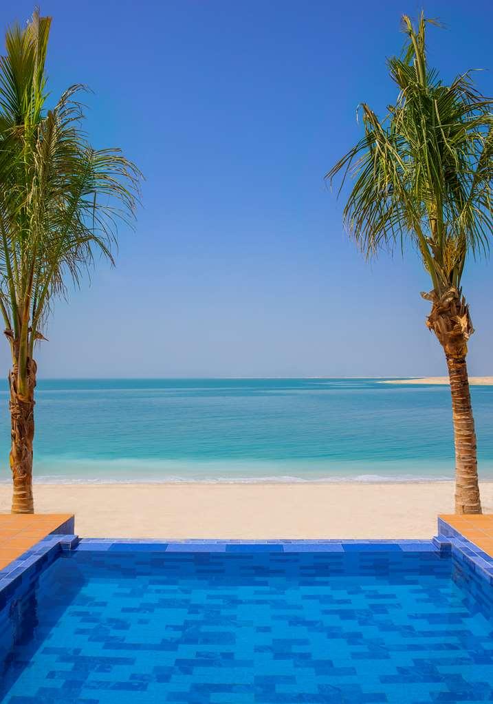 Anantara World Islands Hotel Dubai