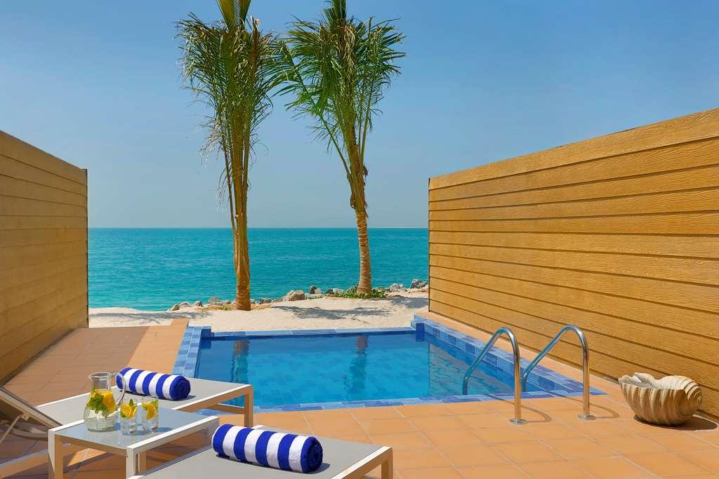 Anantara World Islands *