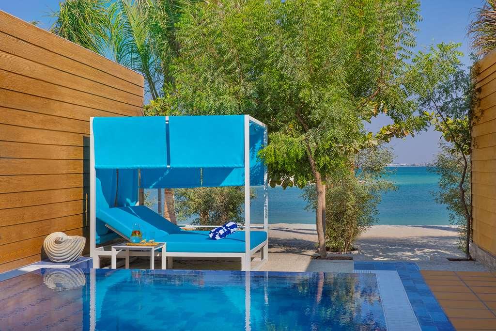 Hotel Anantara World Islands *