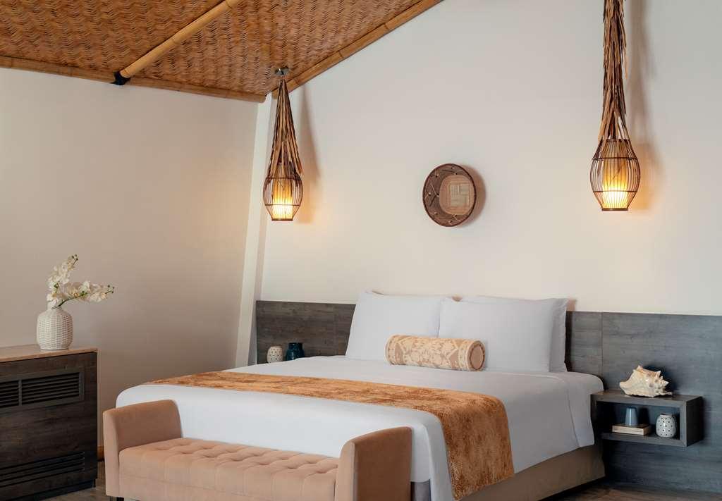 Anantara World Islands * Dubai