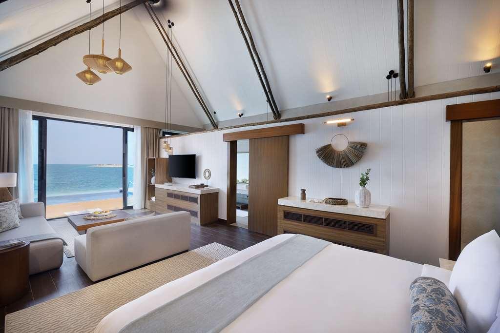 Anantara World Islands Dubai