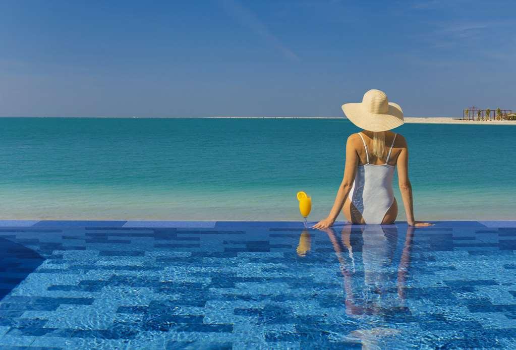 Anantara World Islands Hotel Dubai