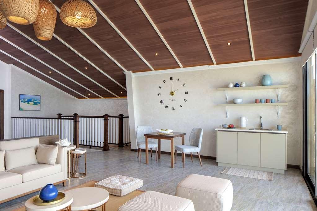 Hotel Anantara World Islands *