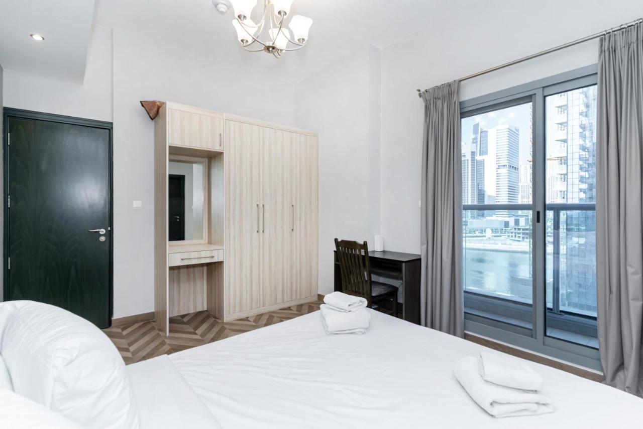 Group I Near Mall I Family Friendly Apartment Dubai