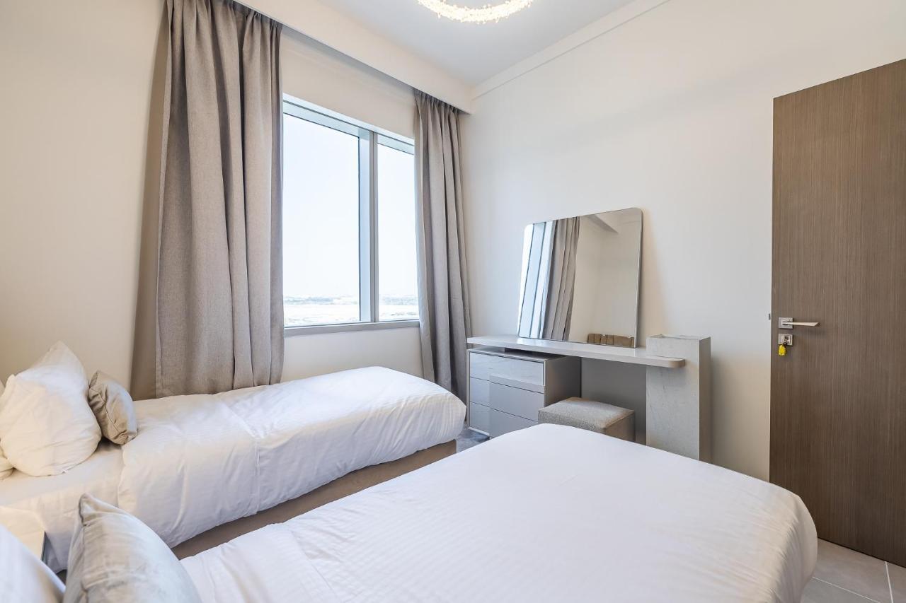 Apartment Spacious 3bdr With Maid I Creek Harbour I Creek Gate Tower 2 Dubai