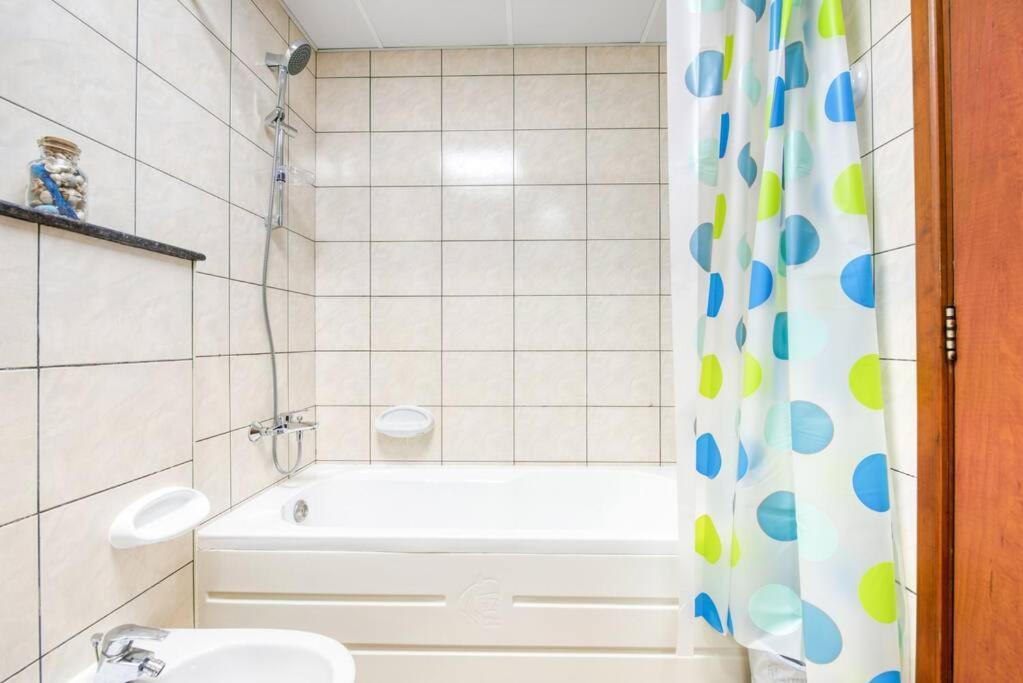 Apartment Luxurious Master Bed Ladies Only *