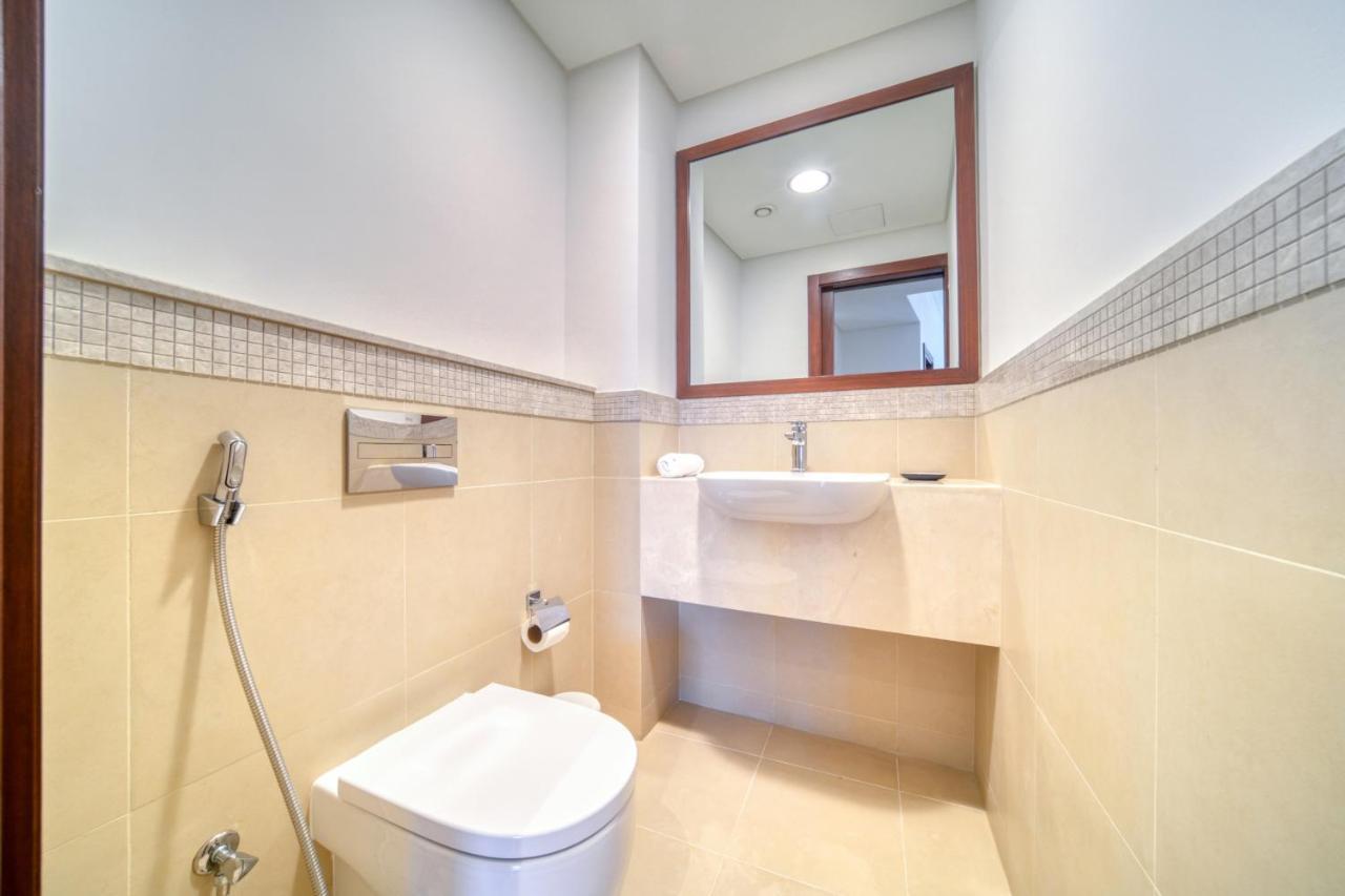 Burj Vista Tower 1 - View, Downtown - Mint Apartment *