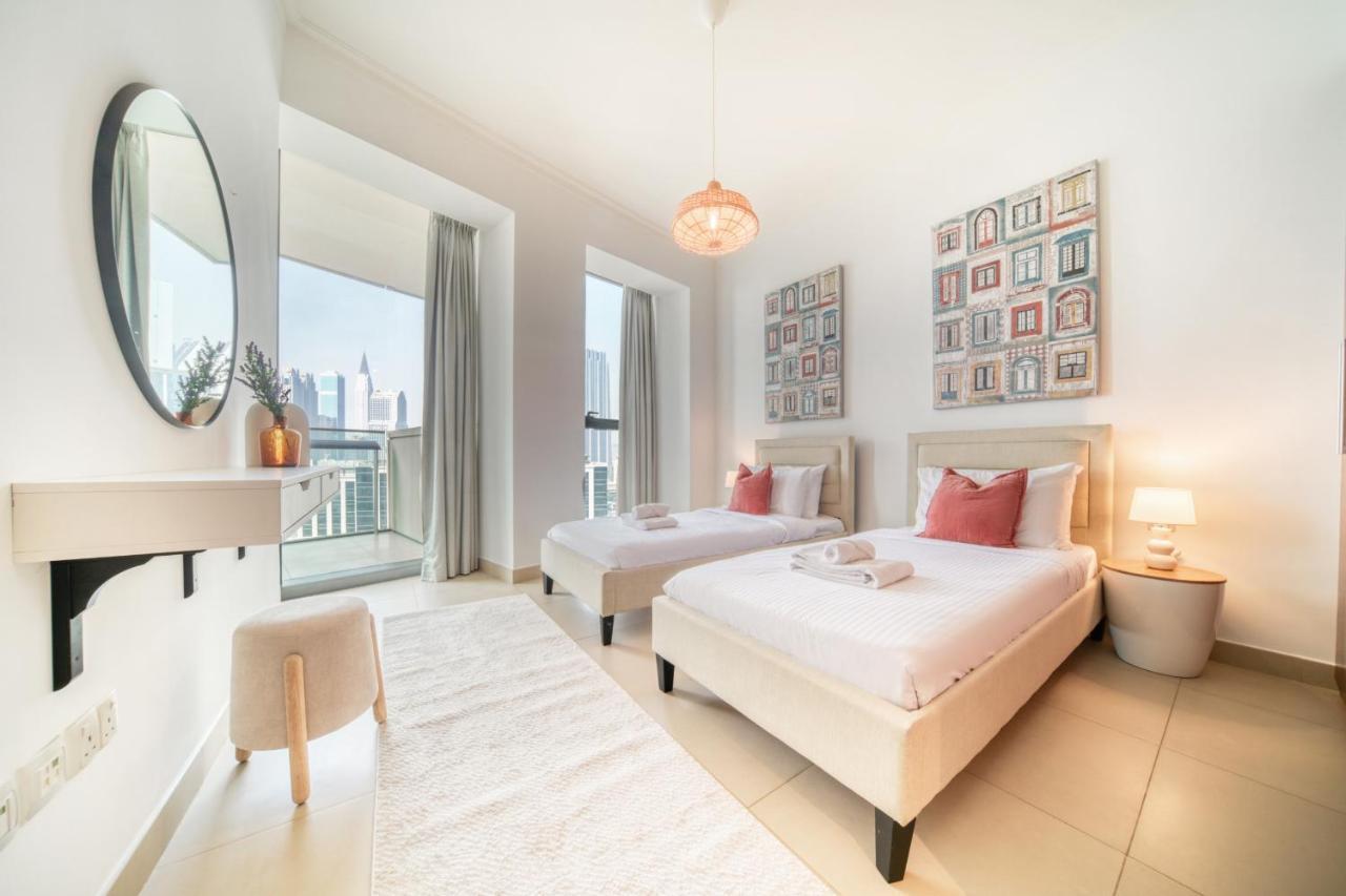 Burj Vista Tower 1 - View, Downtown - Mint